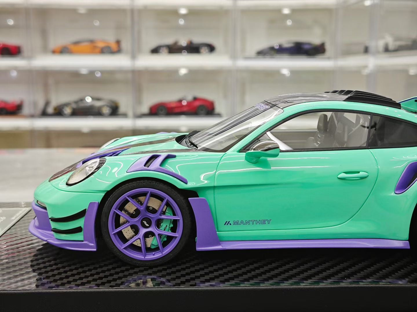 VIP 1/18 Porsche 911 GT3 RS - Manthey Racing