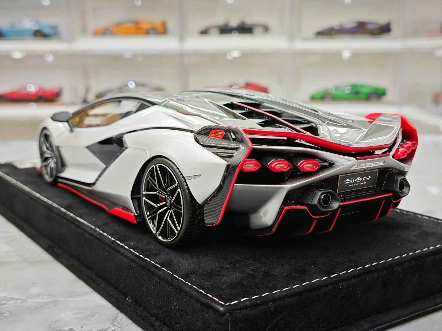 HH Model 1/18 Lamborghini Sian FKP 37