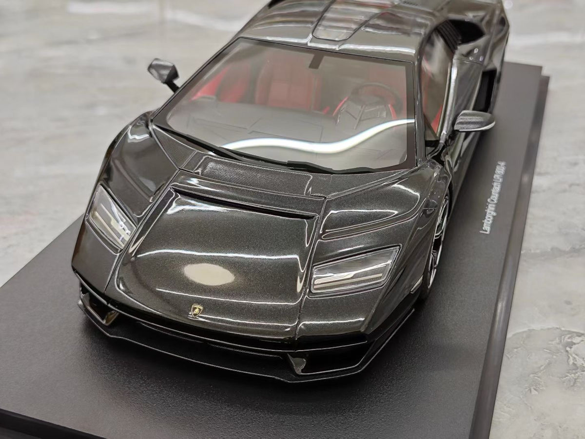 Topspeed Lamborghini Countach LPI 800-4 1:18 Resin Model