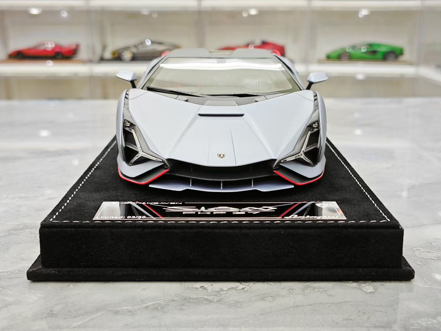 HH Model 1/18 Lamborghini Sian FKP 37