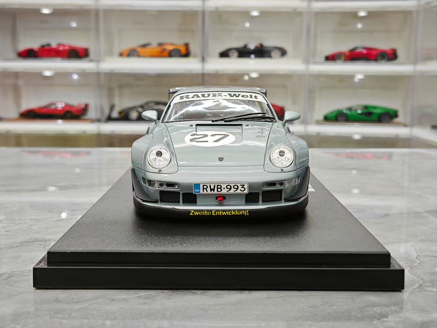 GT Spirit 1/18 Porsche 993 RWB