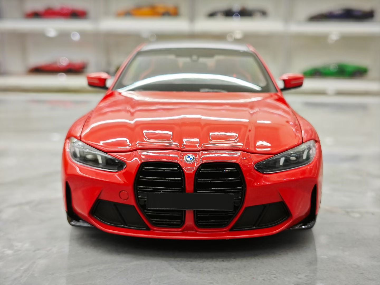 MINICHAMPS 1/18 2024 BMW M4 Alloy Fully Open