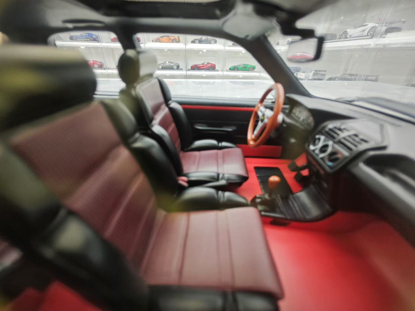 OTTO 1/18 Peugeot 205 1.9 GTI