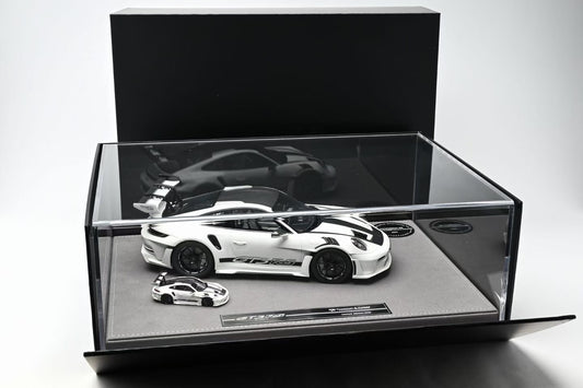 T & P's high-end resin Porsche 911 GT3 RS Sonderwunsch, now in stock in 1/18 and 1/64 scales.