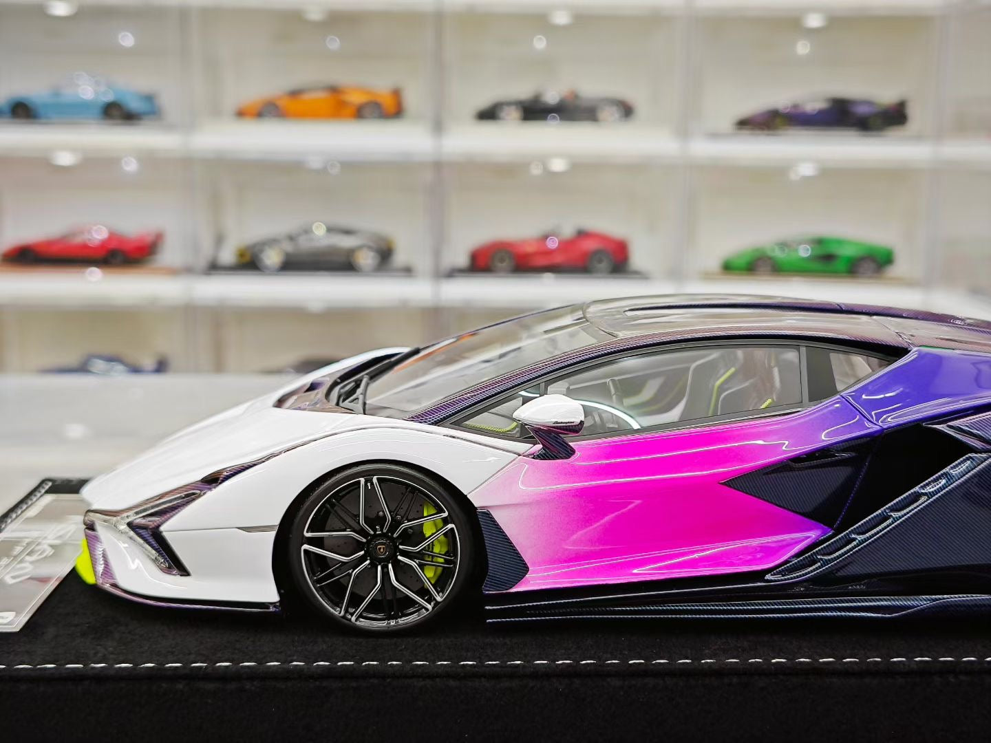 HH Model 1/18 Lamborghini Sian FKP 37