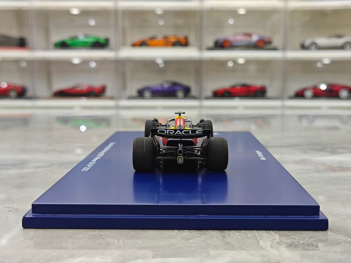 SPARK 1:43 Scale – 2025 US GP Winner – Red Bull RB21 (Verstappen)