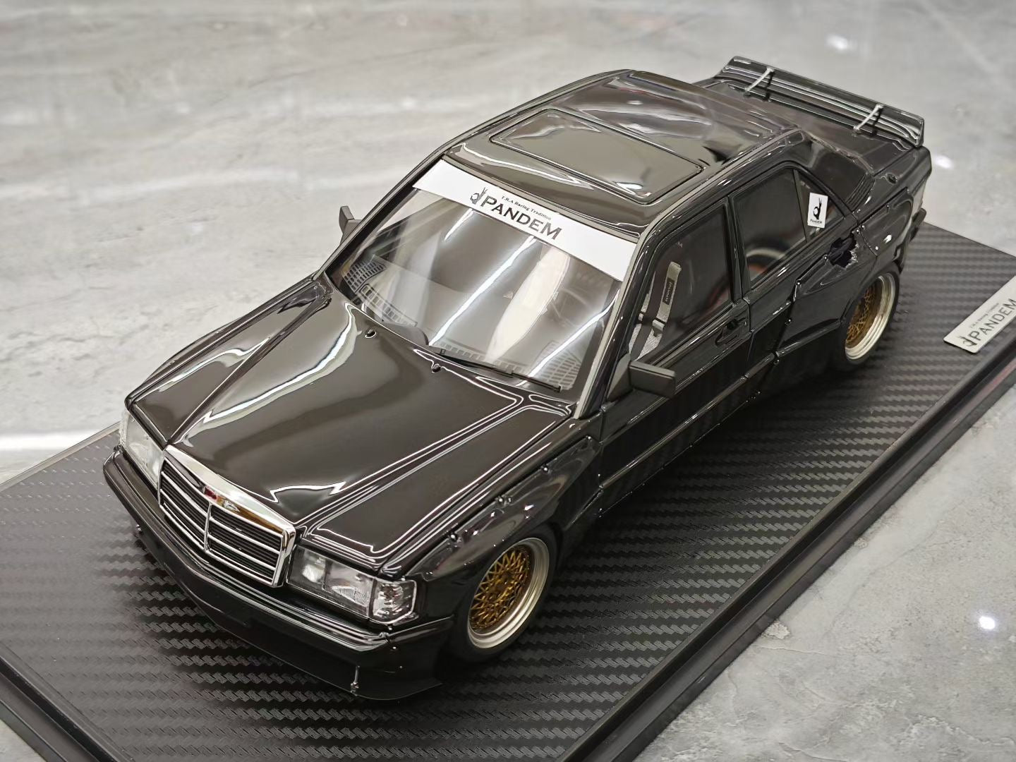 IG 1/18 Mercedes Pandem 190 JDM