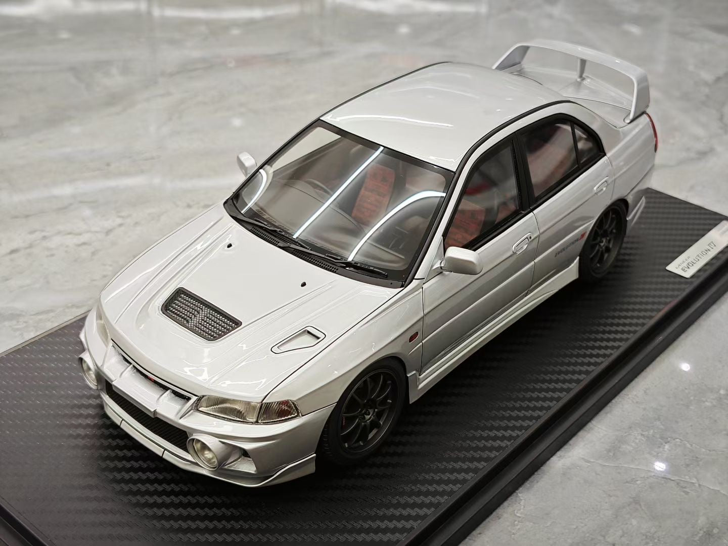 IG 1/18 Mitsubishi Arthur EVO IV 4th Generation Resin