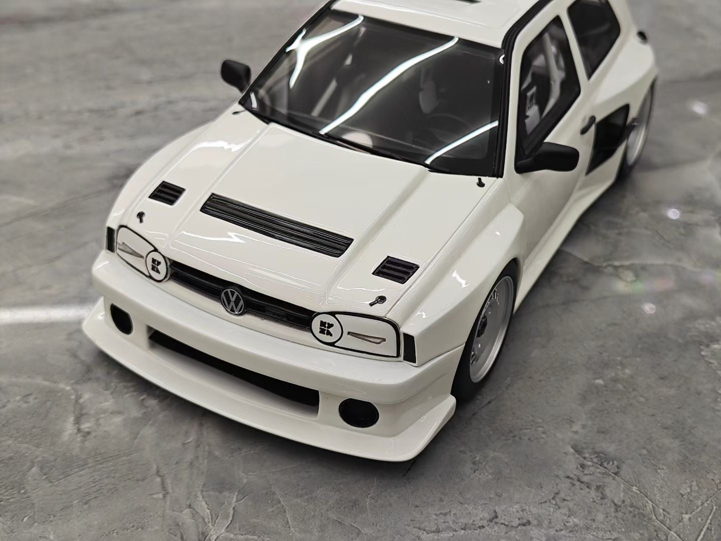 OTTO 1/18 Volkswagen Golf III 3rd Generation Resin