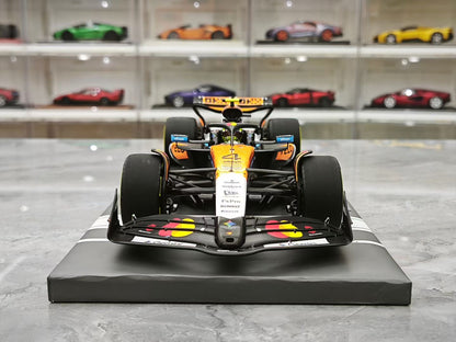 Minichamps 2025 Mexico GP Winner MCL39 Norris F1 1:18