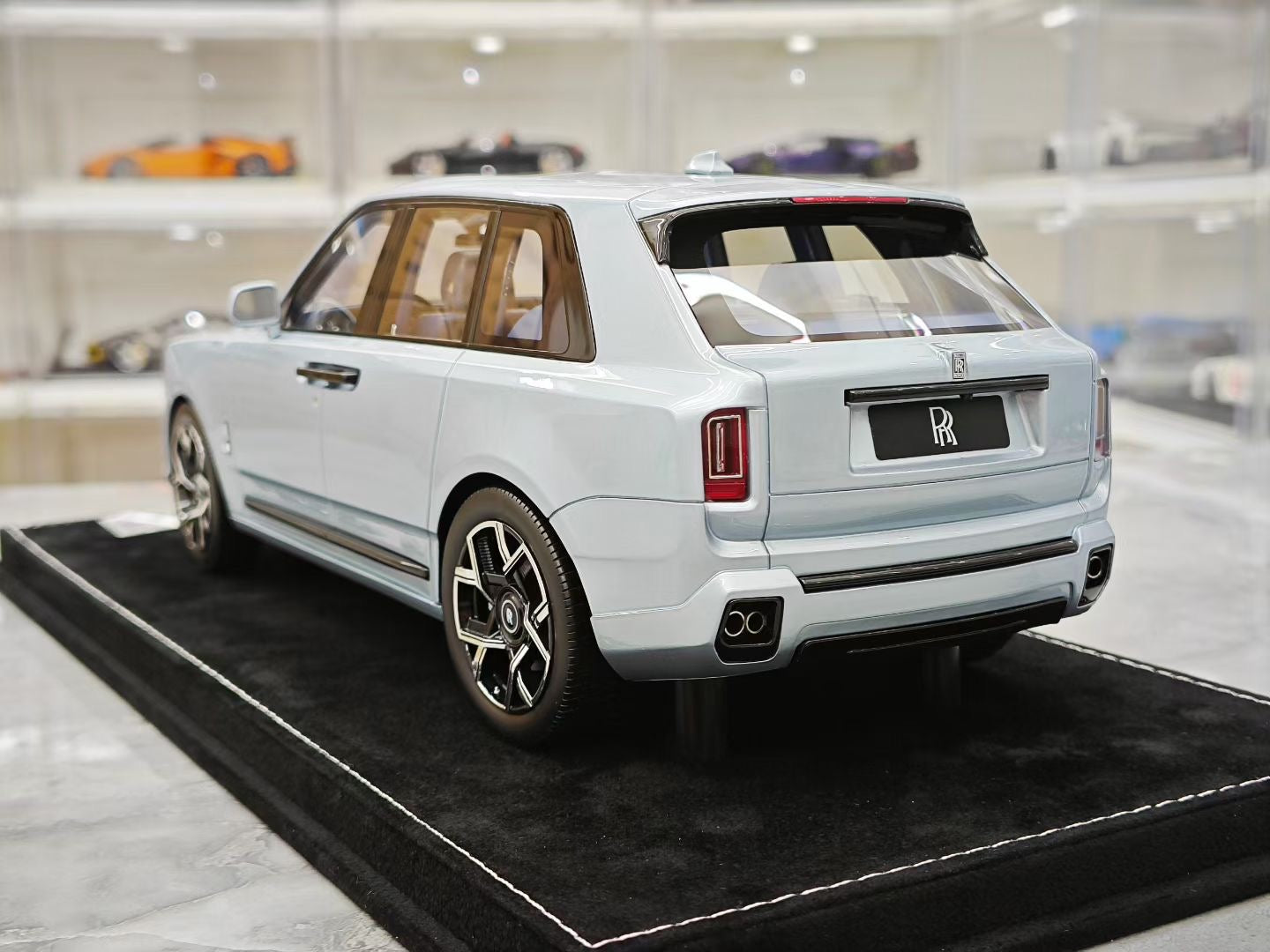 HH 1/18 Rolls-Royce Cullinan Second Generation BB Edition