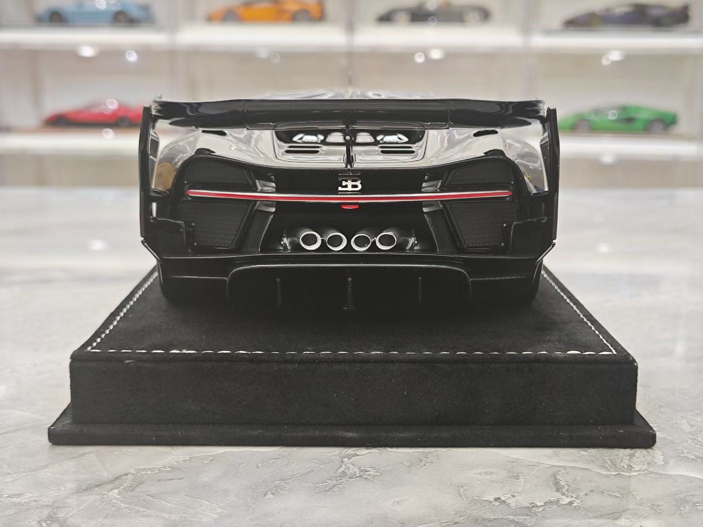 HH Model 1/18 Bugatti Vision G T