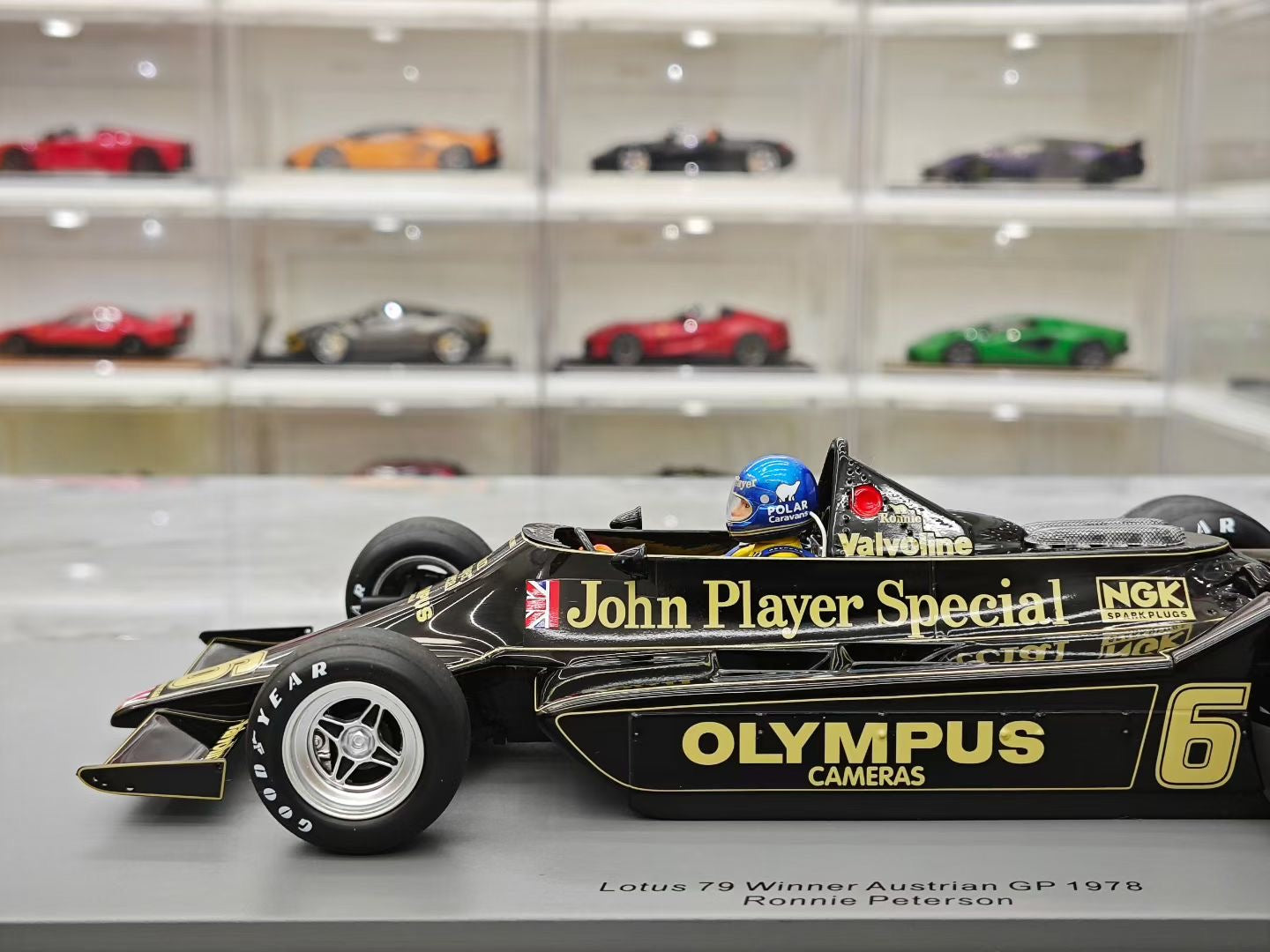Spark 1/18 1978 Austrian Grand Prix Lotus 79 F1 Victory 6 model