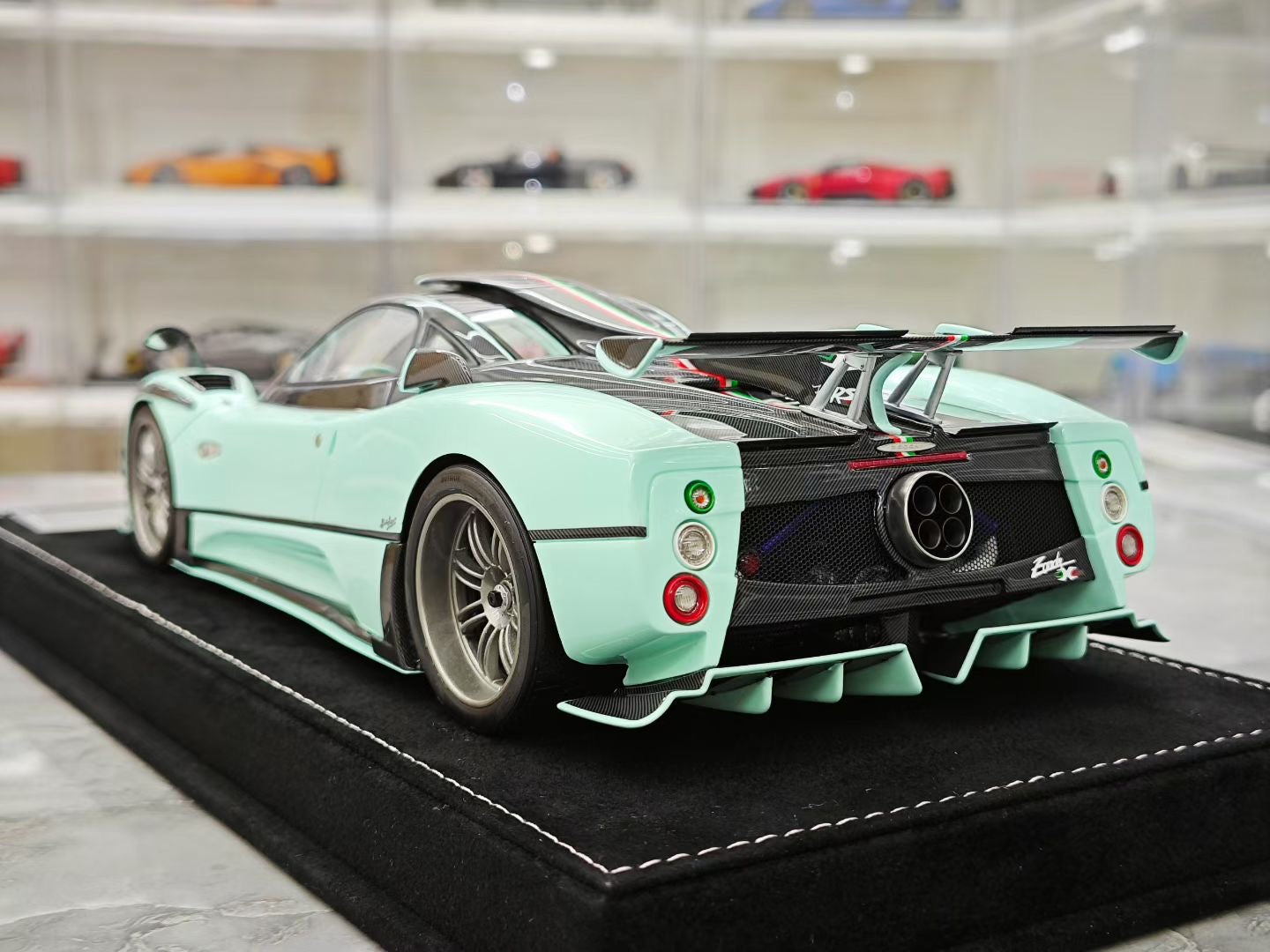 HH Model 1/18 Pagani Zonda 760