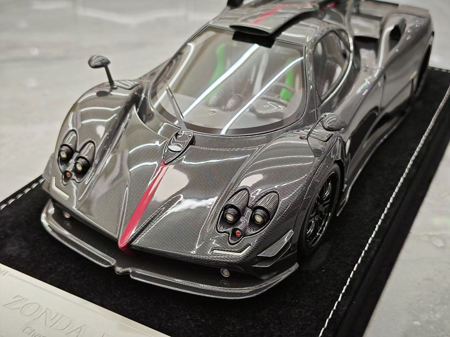 HH Model 1/18 Pagani Zonda 760