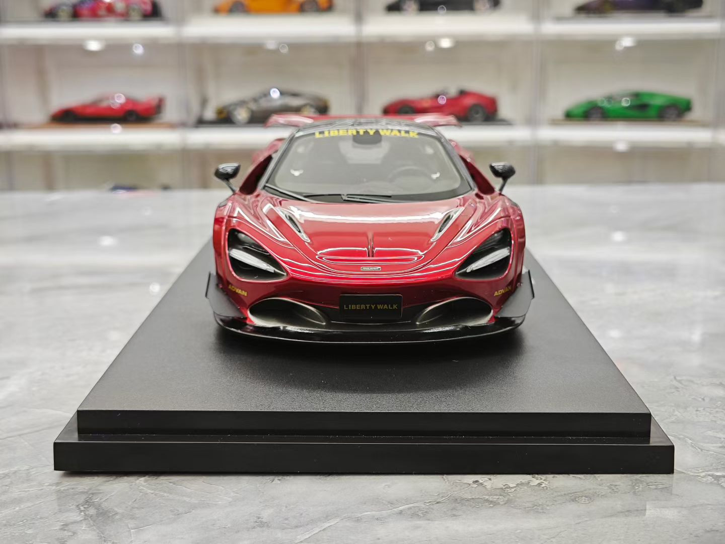 Topspeed 1/18 McLaren 720S LB Resin Model
