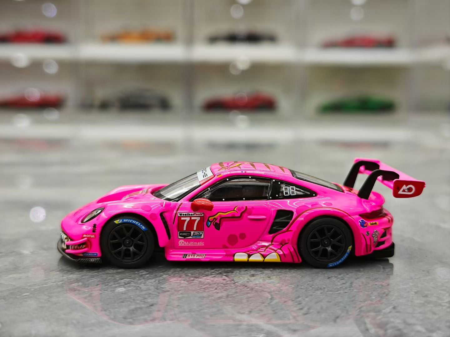 MINI GT 1/64 Porsche 911 GT3 R