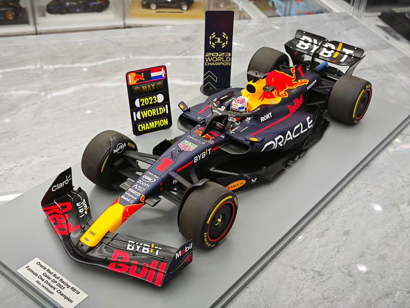 Spark 1/12 2023 Qatar Grand Prix World Championship Edition RB19 Verstappen F1