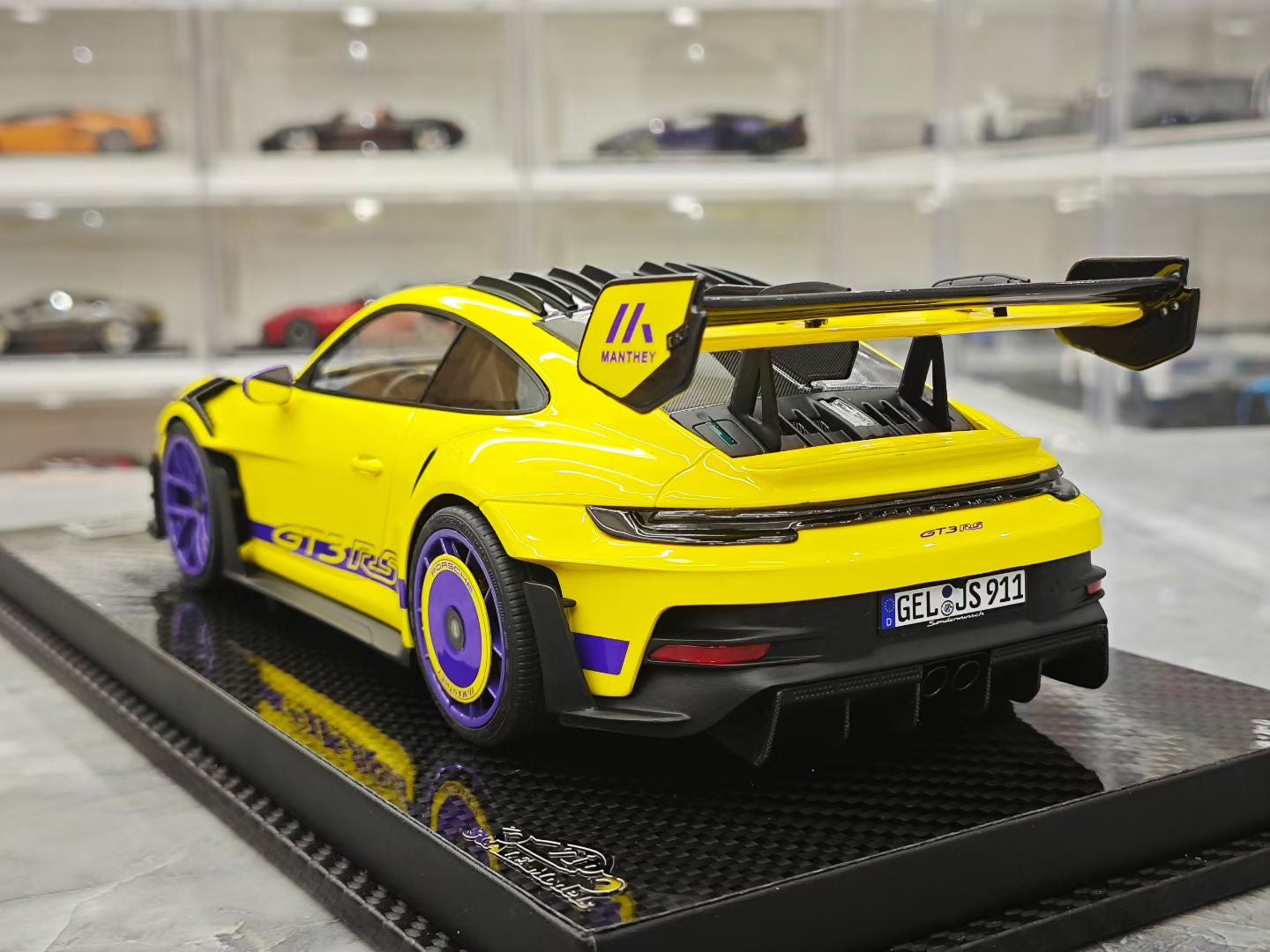 VIP 1/18 Porsche 911 GT3 RS - Manthey Racing
