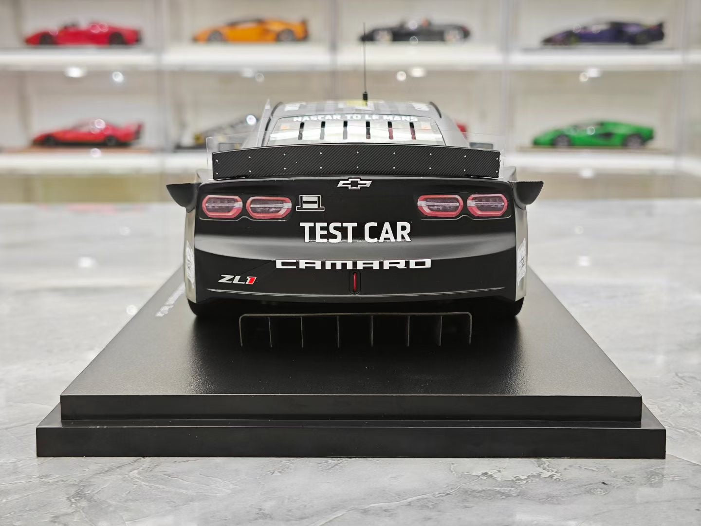 Topspeed 1/18 Chevrolet Camaro ZL1 model
