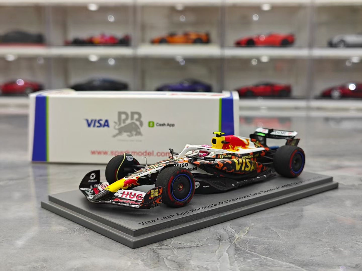 SPARK 2025 US GP – RB Team (Hadjar/Lawson) – F1 1:43 Scale