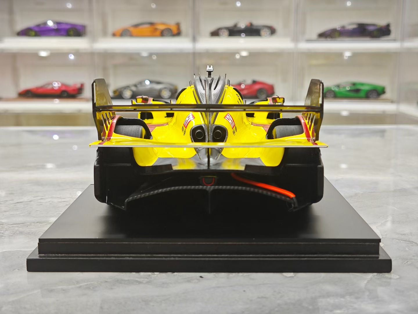 Looksmart 1/18 2025 Le Mans Victory Ferrari 499P Ye Yifei