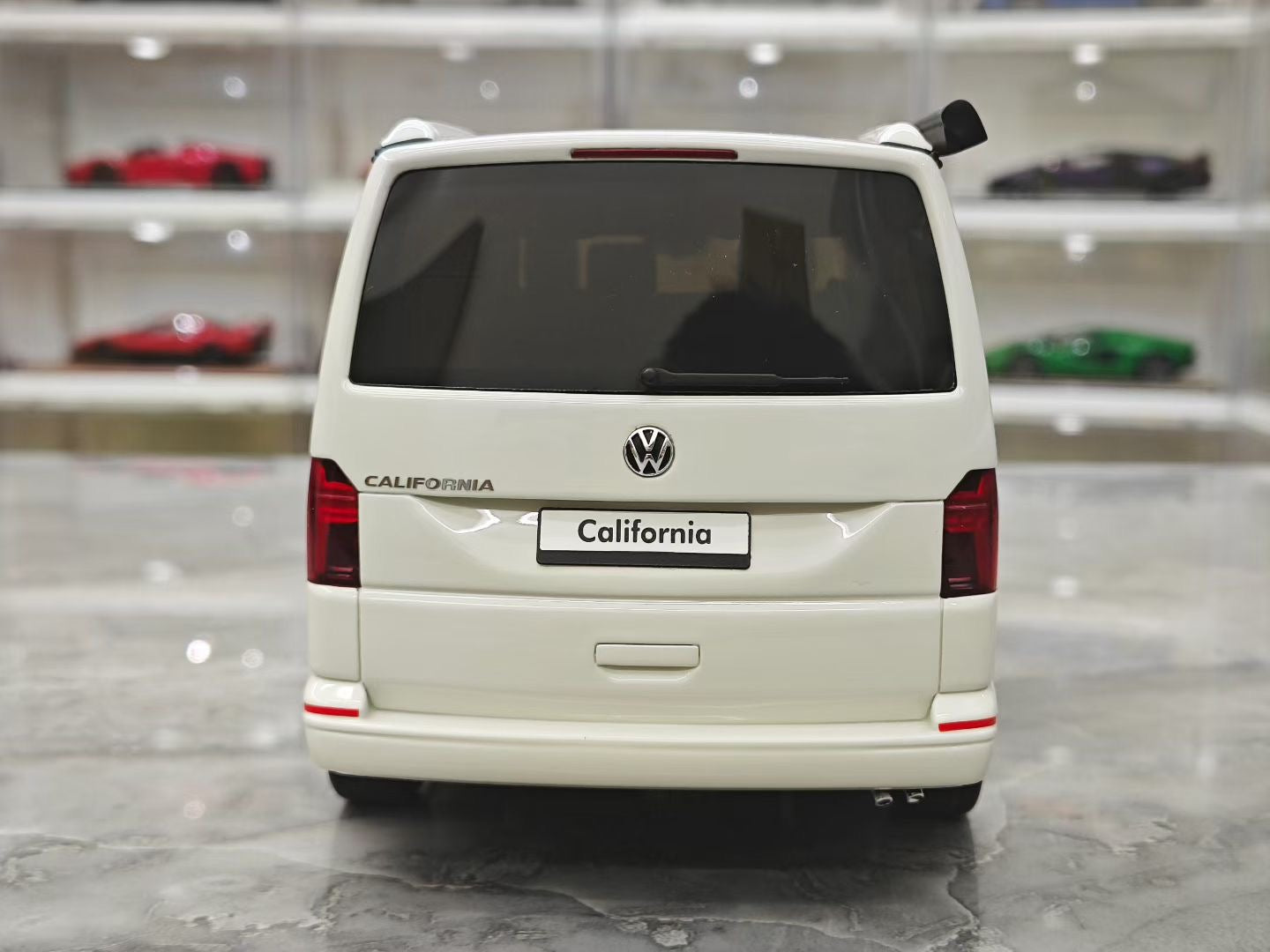 OTTO 1/18 Volkswagen T6.1