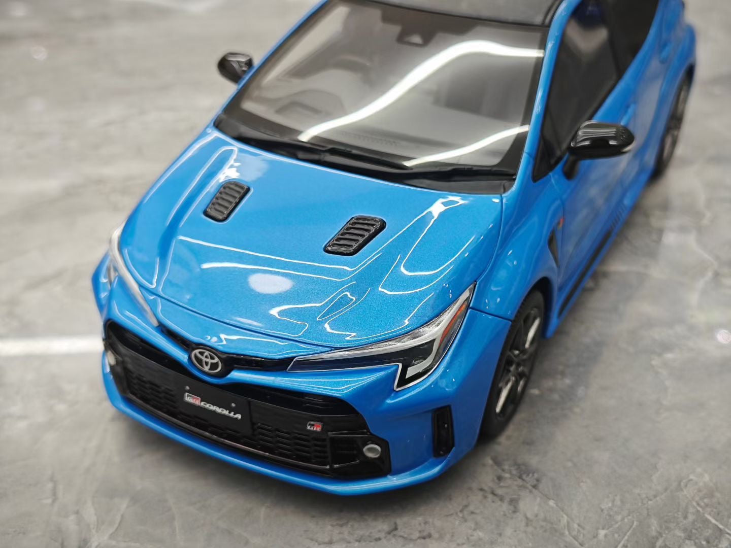 OTTO 1/18 Toyota Yaris COROLLA GR