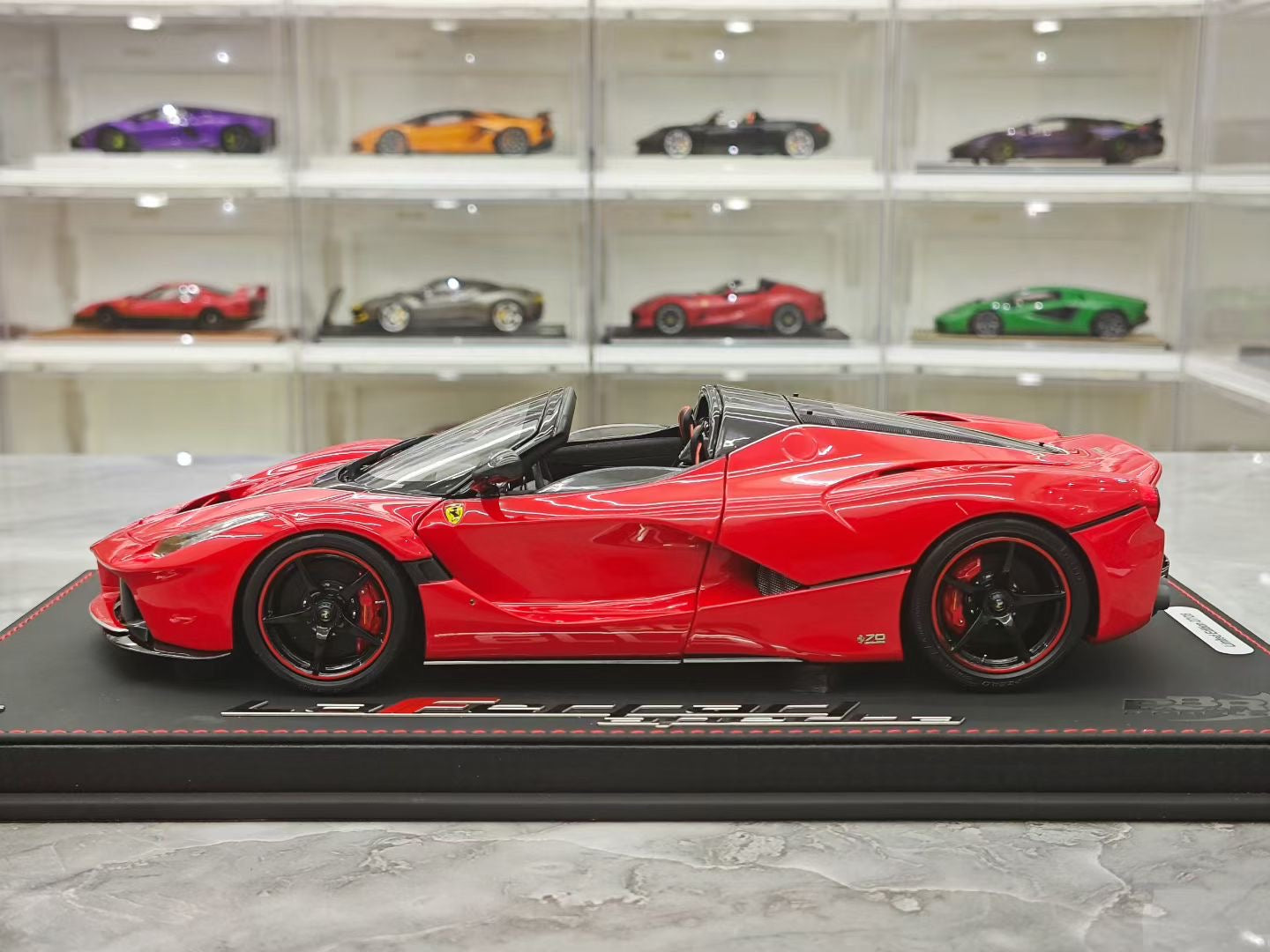 BBR 1/18 Ferrari LaFerrari Convertible Alloy Black Wheels