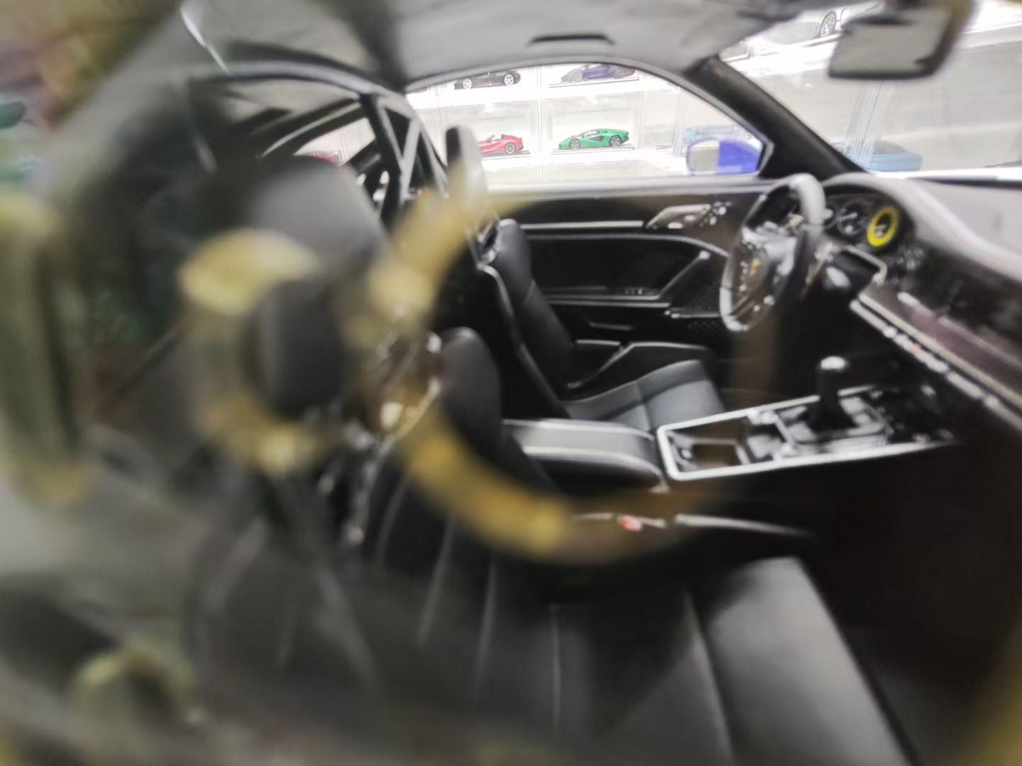 VIP 1/18 Porsche 911 GT3 RS - Manthey Racing