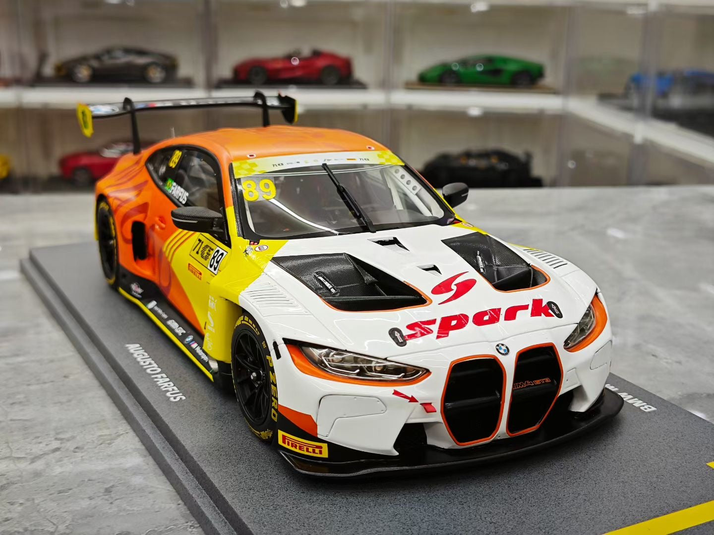 SPARK 1/18  2024 Macau GT Race BMW M4 GT3 Favrex Model