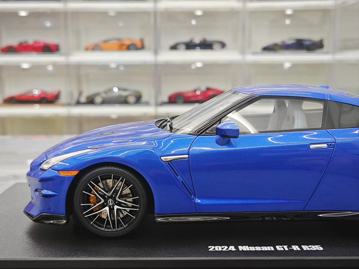 GT Spirit 1/18 Nissan GT-R R35