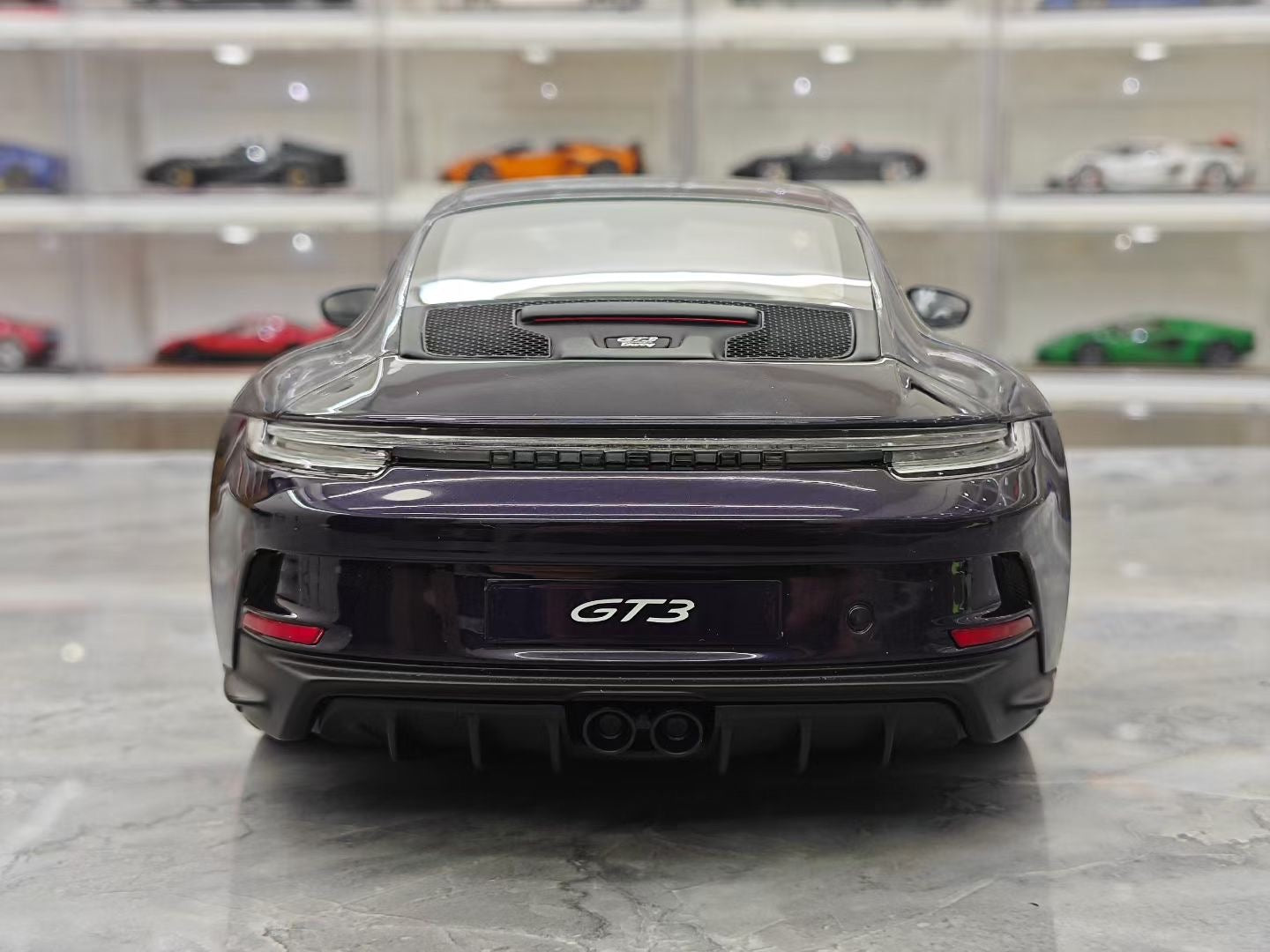 GT Spirit 1/12 Porsche 911 992 GT3 Resin