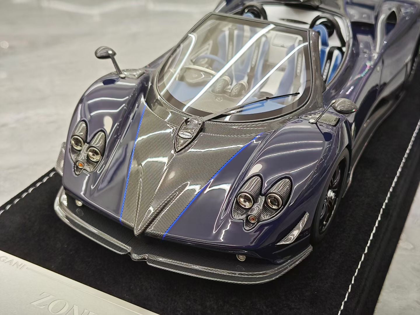HH Model 1/18 Pagani Zonda Roadster 760 Convertible