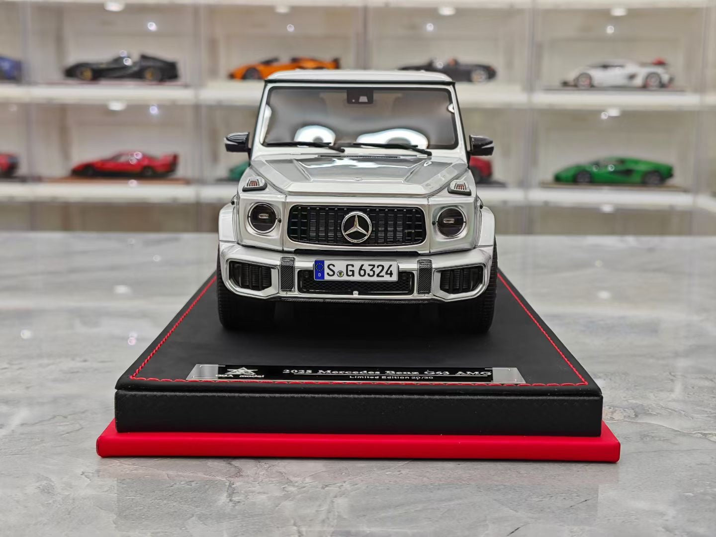 BBA Model 1/18 Mercedes-Benz G-Class G63 AMG Resin