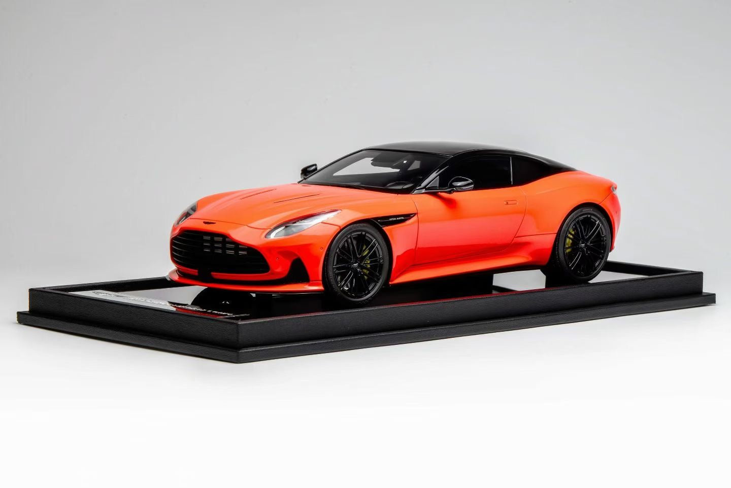 MH 1/18 Aston Martin DB12 Coupe Resin Car Model