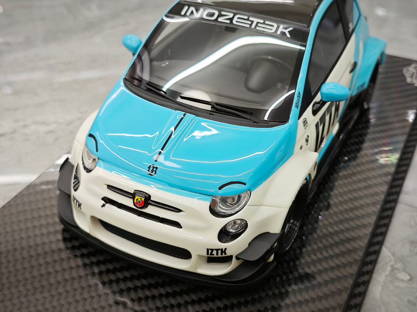 VIP 1/18 Abarth 595 LB Widebody