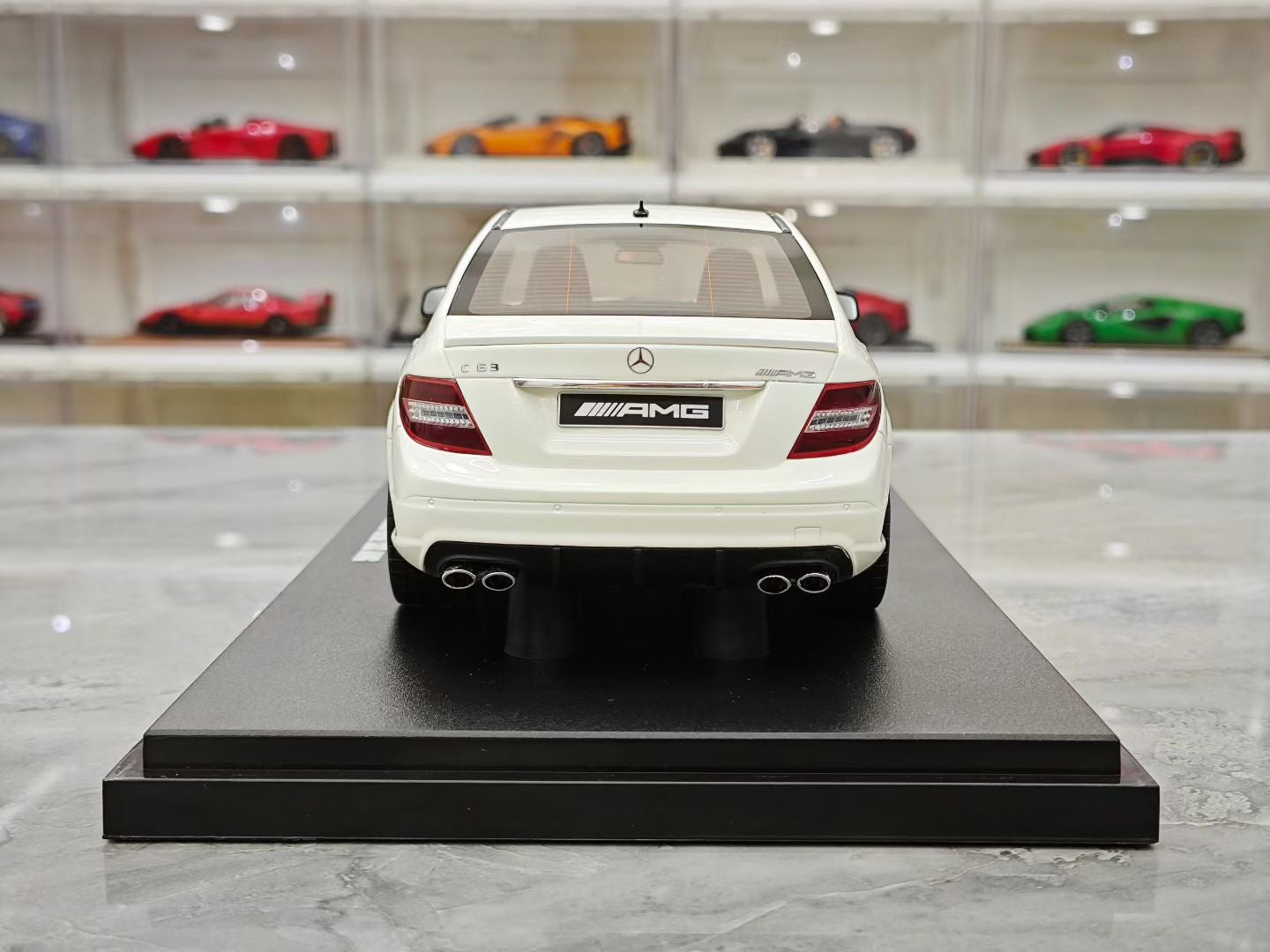 GT Spirit 1/18 2007 Mercedes-Benz C63 AMG