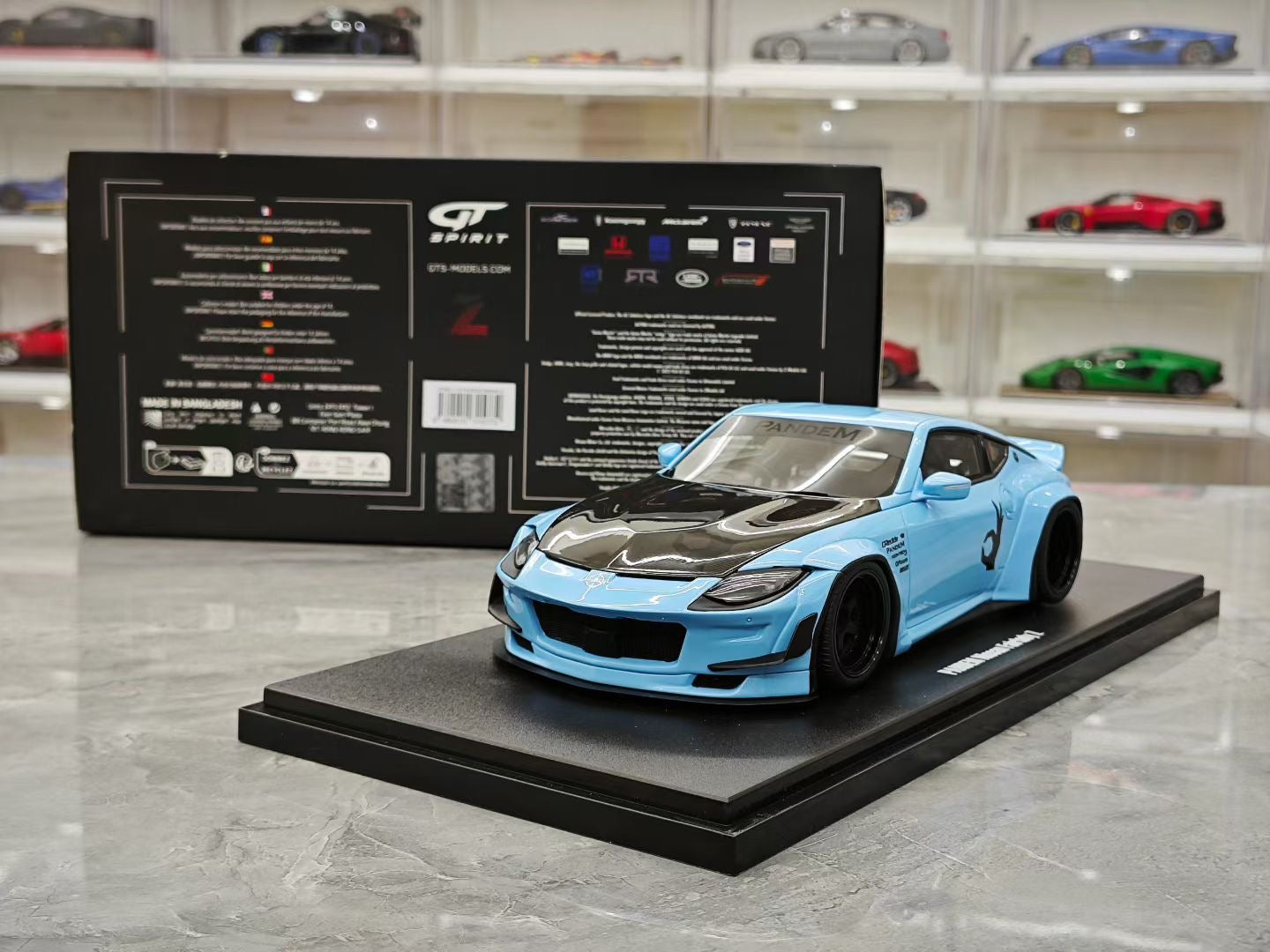 GT Spirit 1/18 Nissan PANDEM FAIRLADY