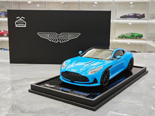 MH 1/18 Aston Martin DB12 COUPE