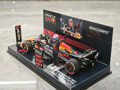 Minichamps 2025 Italian GP (Monza) Red Bull RB21 – Max Verstappen – F1 Special Edition 1:43
