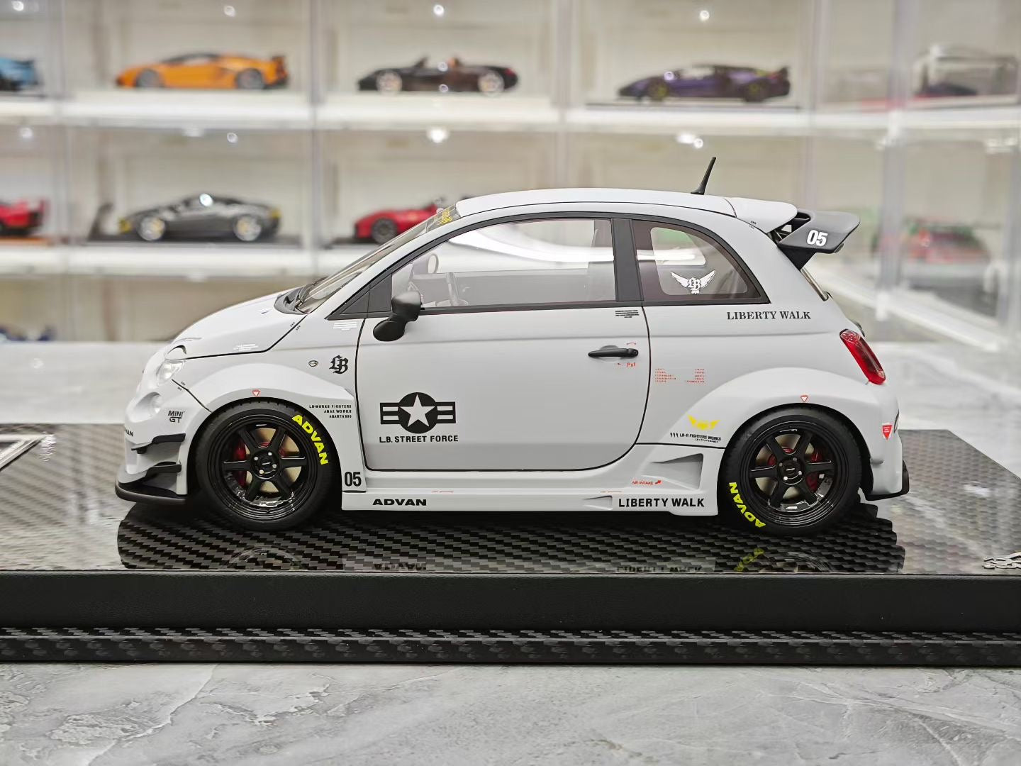VIP 1/18 Abarth 595 LB Widebody