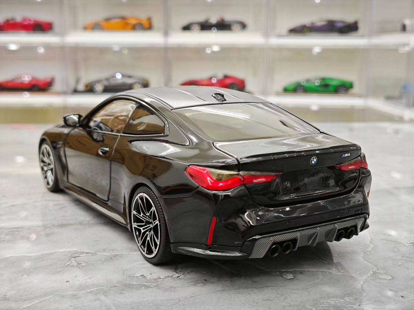 MINICHAMPS 1/18 2024 BMW M4 Alloy Fully Open