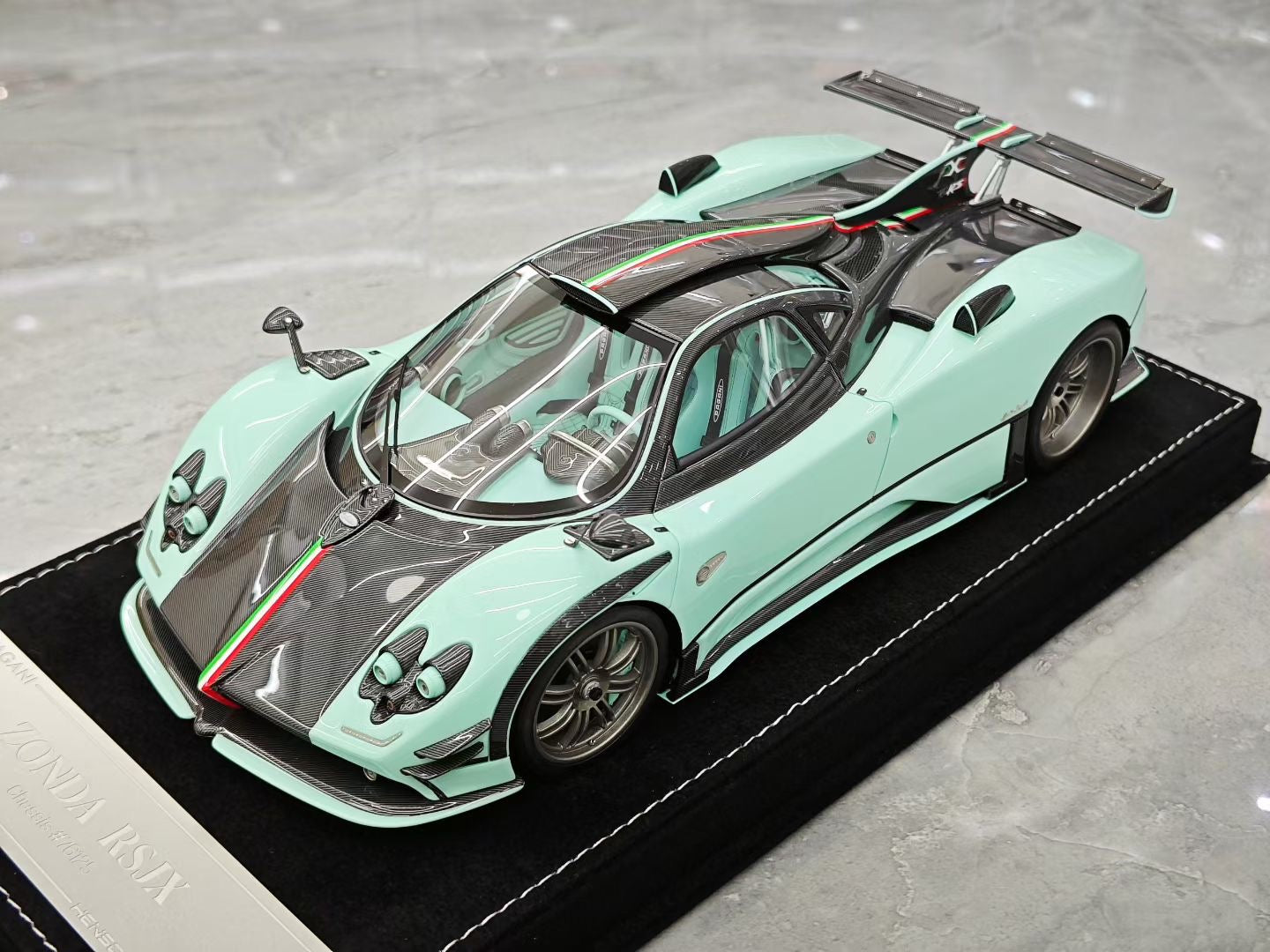HH Model 1/18 Pagani Zonda 760