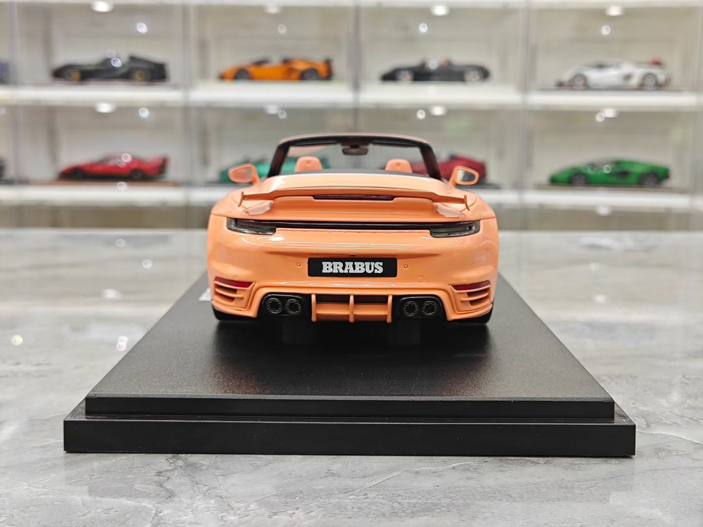 GT Spirit 1/18 Porsche Brabus 900 Resin