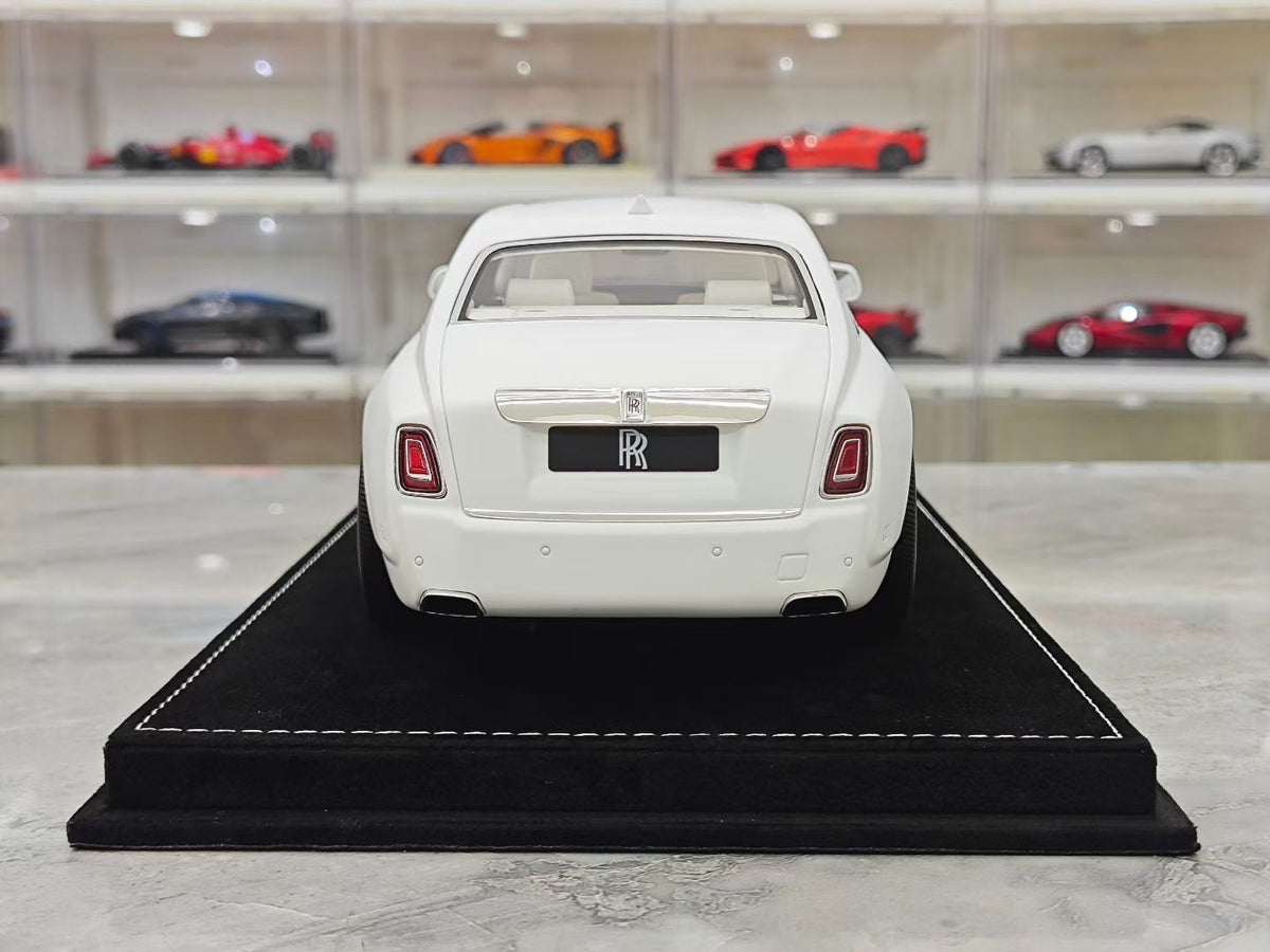 HH Model Rolls-Royce Phantom Series II (1:18 scale)