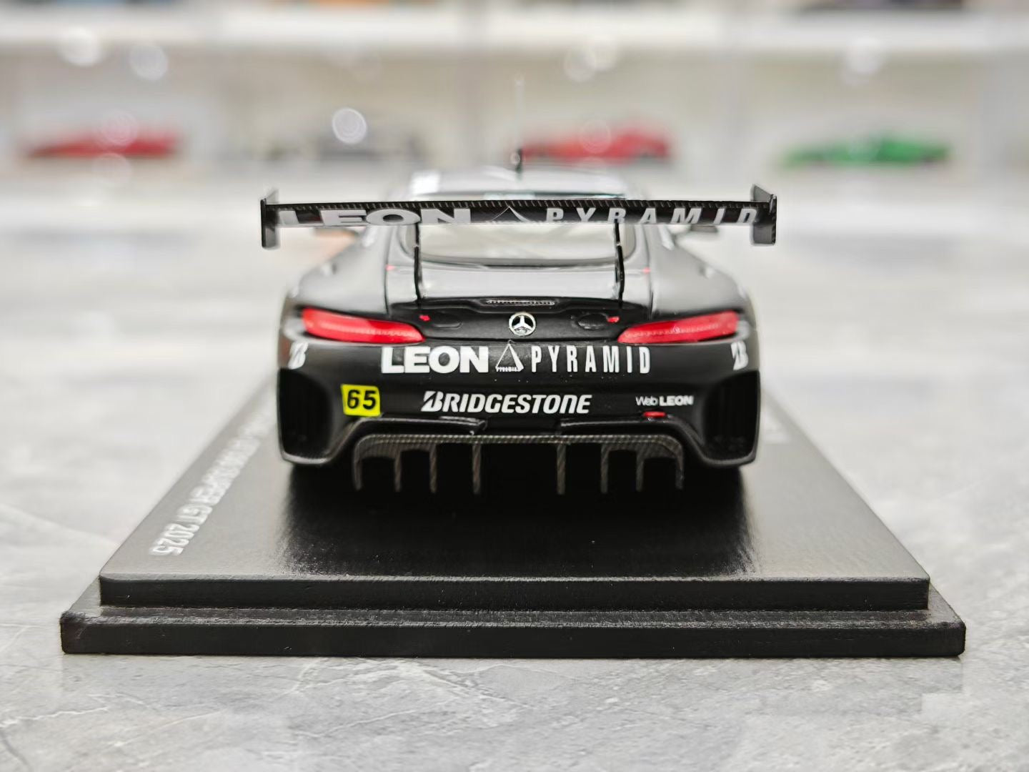 SPARK 1/43 2025 Super GT Mercedes-Benz GT No. 65
