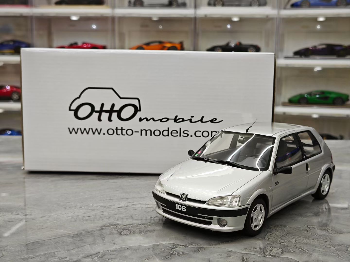 OTTO 1/18 Peugeot 106 Resin