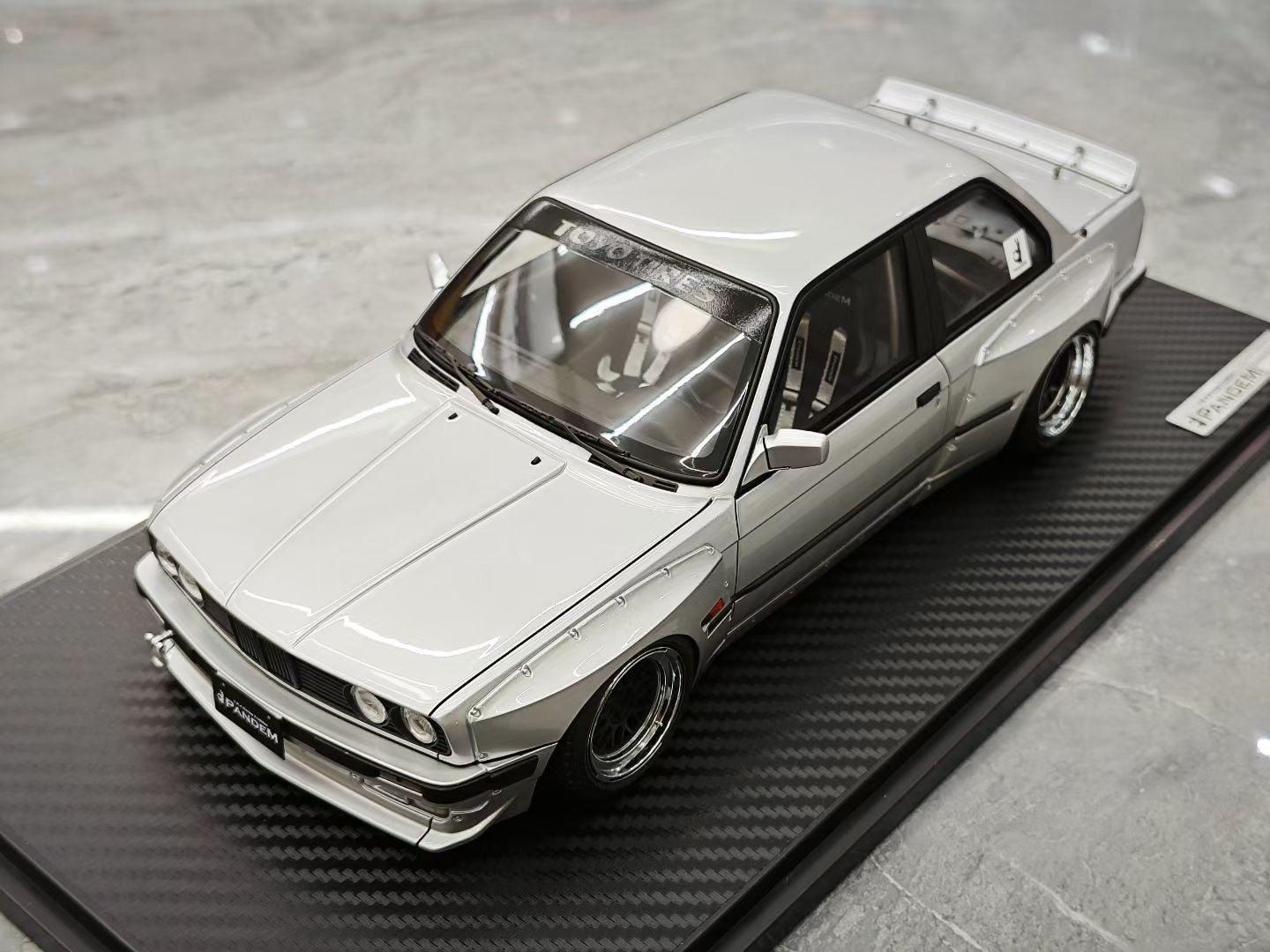 IG 1/18 BMW M3 E30 PANDEM JDM