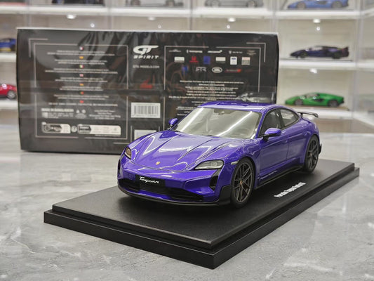 GT Spirit 1/18 Porsche 911 TAYCAN TURBO GT